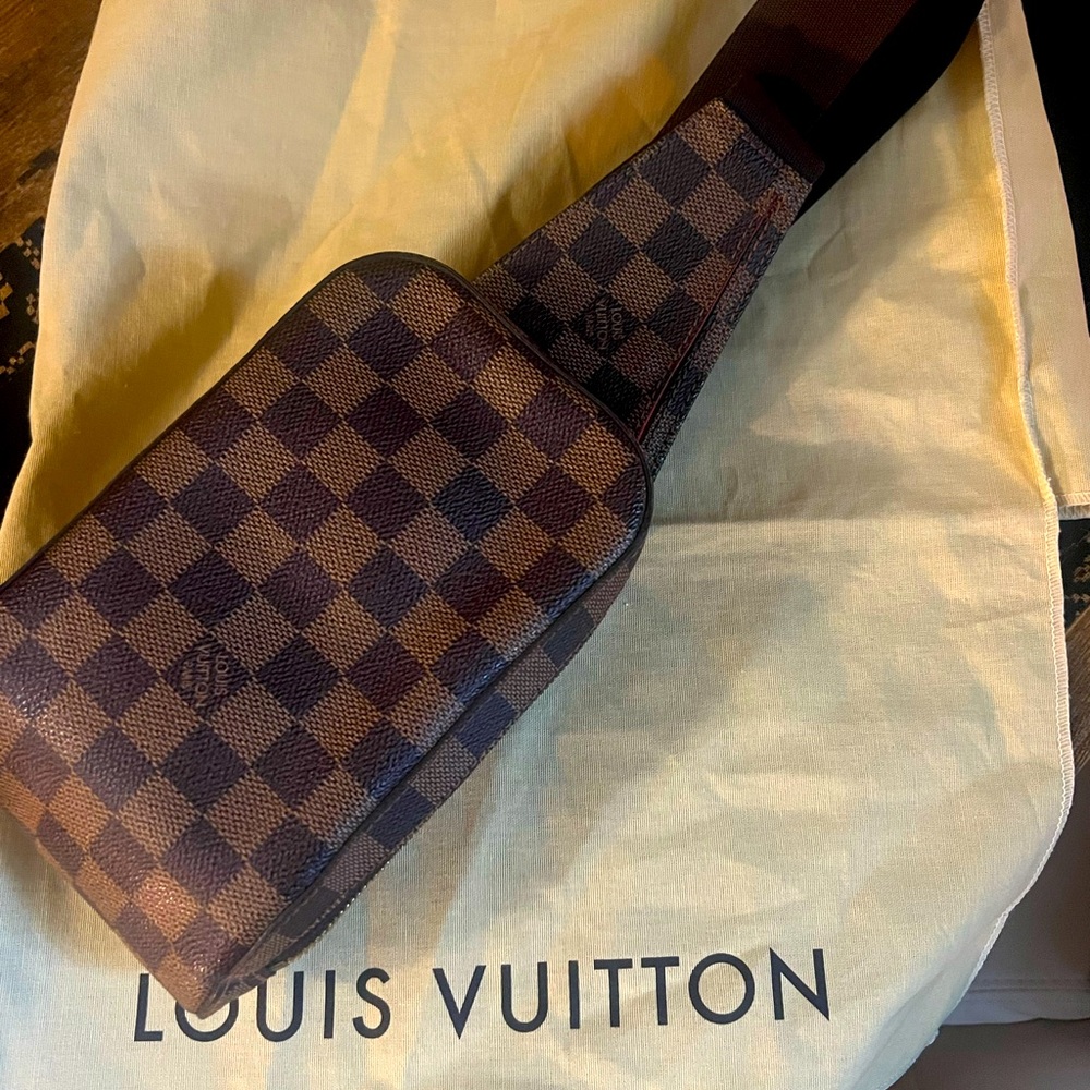 Louis Vuitton authentic cross body bag
